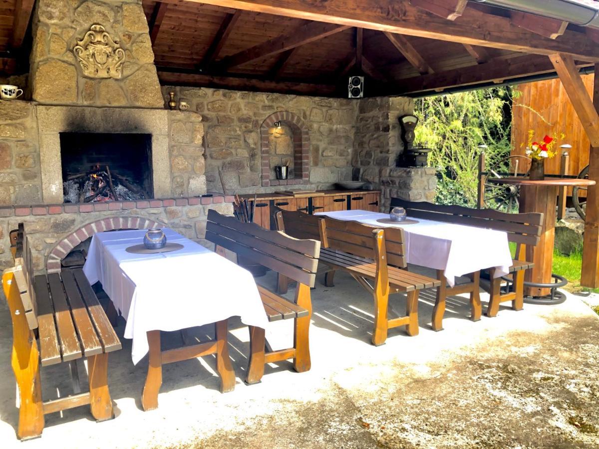 Penzion Na Hostici Cimer Luaran gambar
